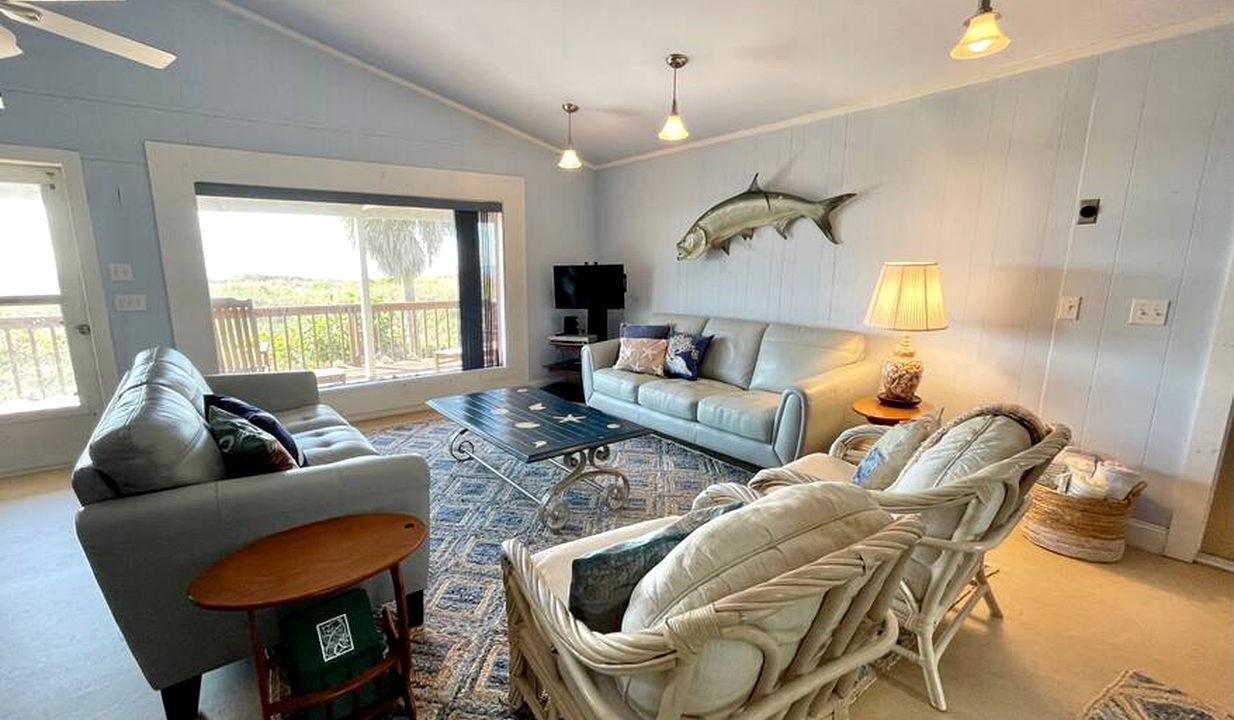 Photo of Livingroom in Placida