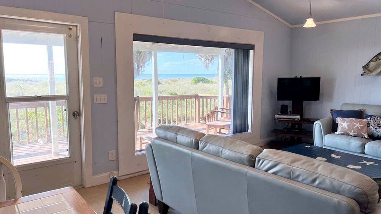 Photo of Livingroom in Placida