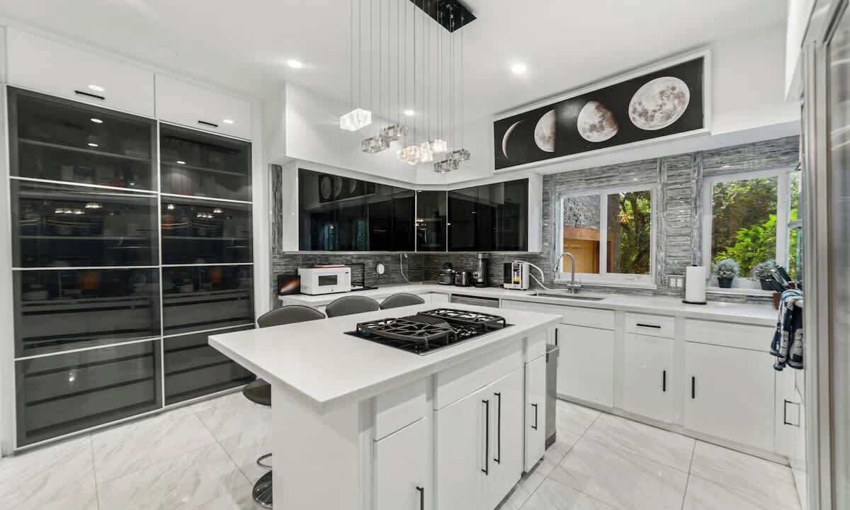 Photo of Kitchen in Northeast Miami