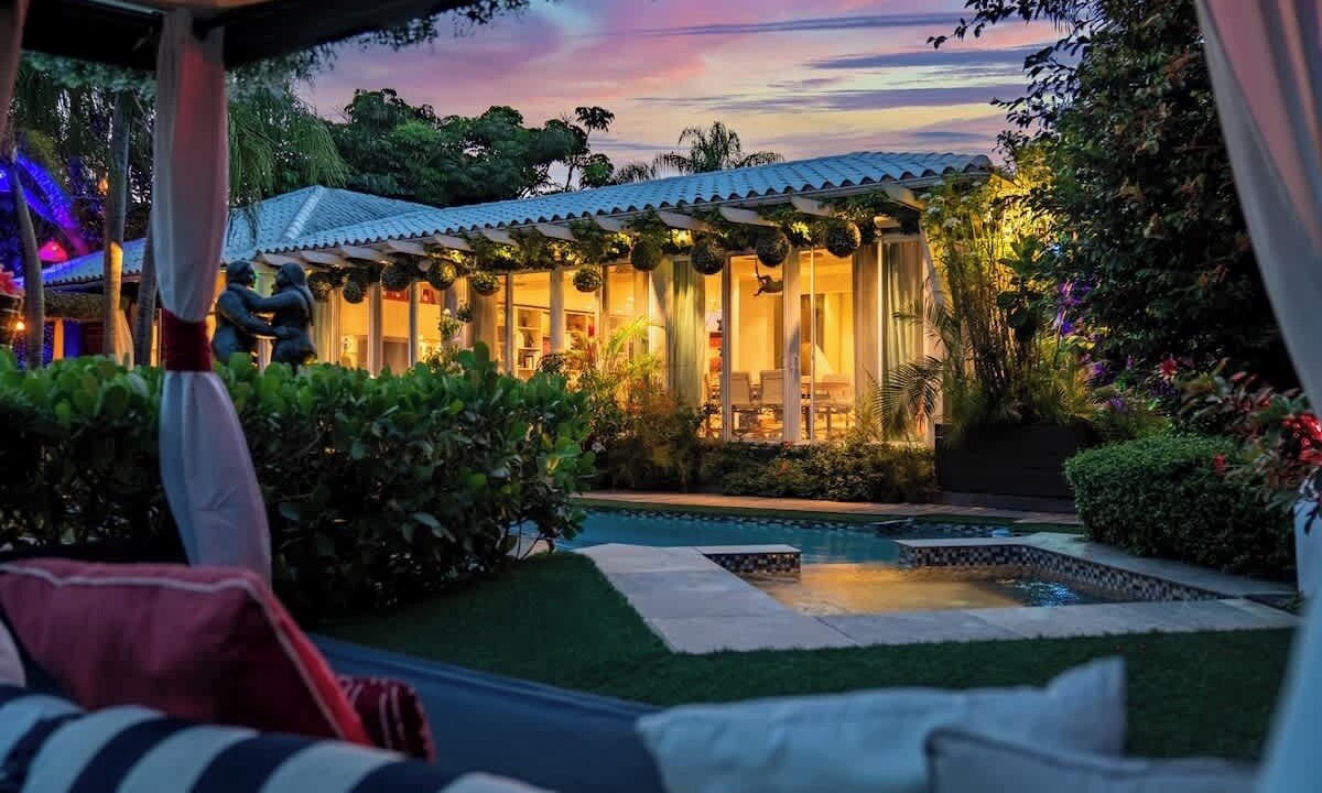 Photo of Outdoor in Northeast Miami