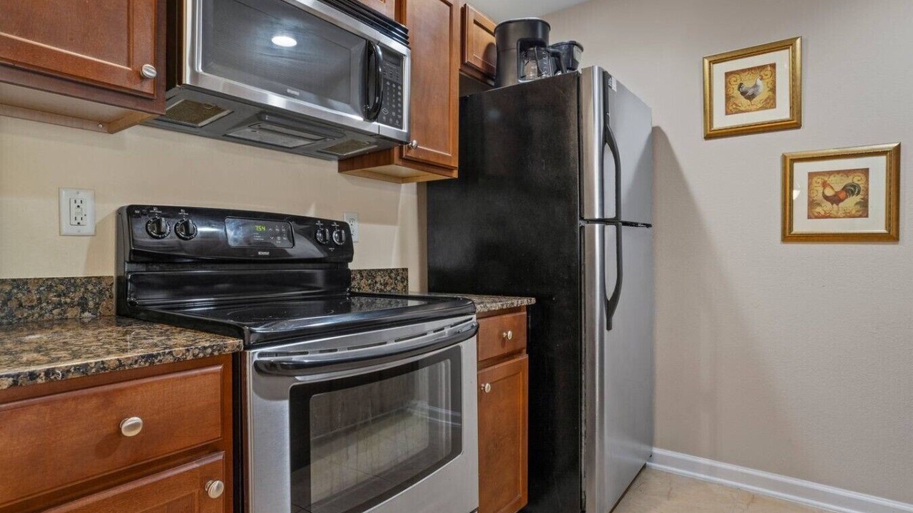 Photo of Kitchen in Gulf Park Estates