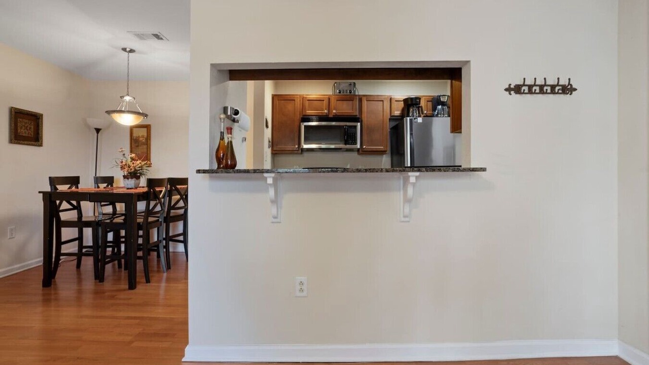 Photo of Kitchen in Gulf Park Estates