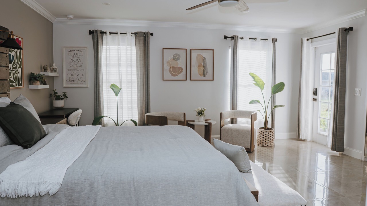 Photo of Bedroom in Diplomat