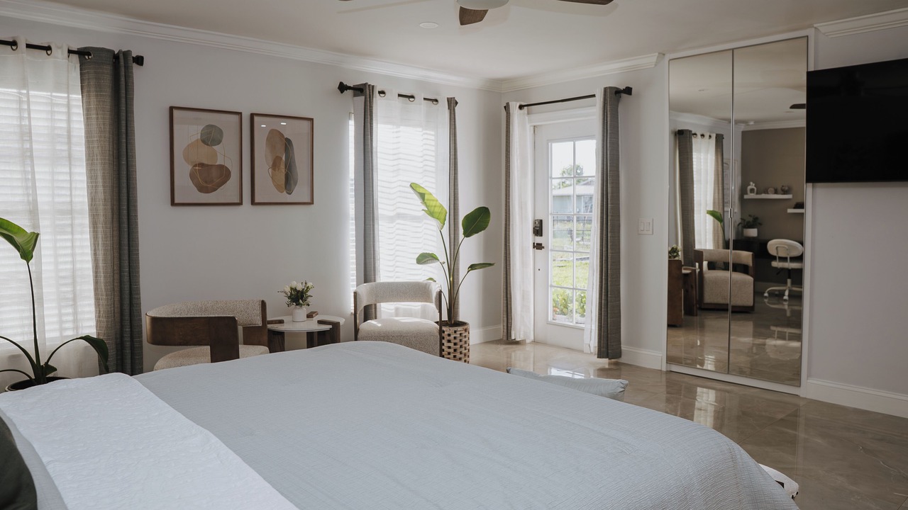 Photo of Bedroom in Diplomat