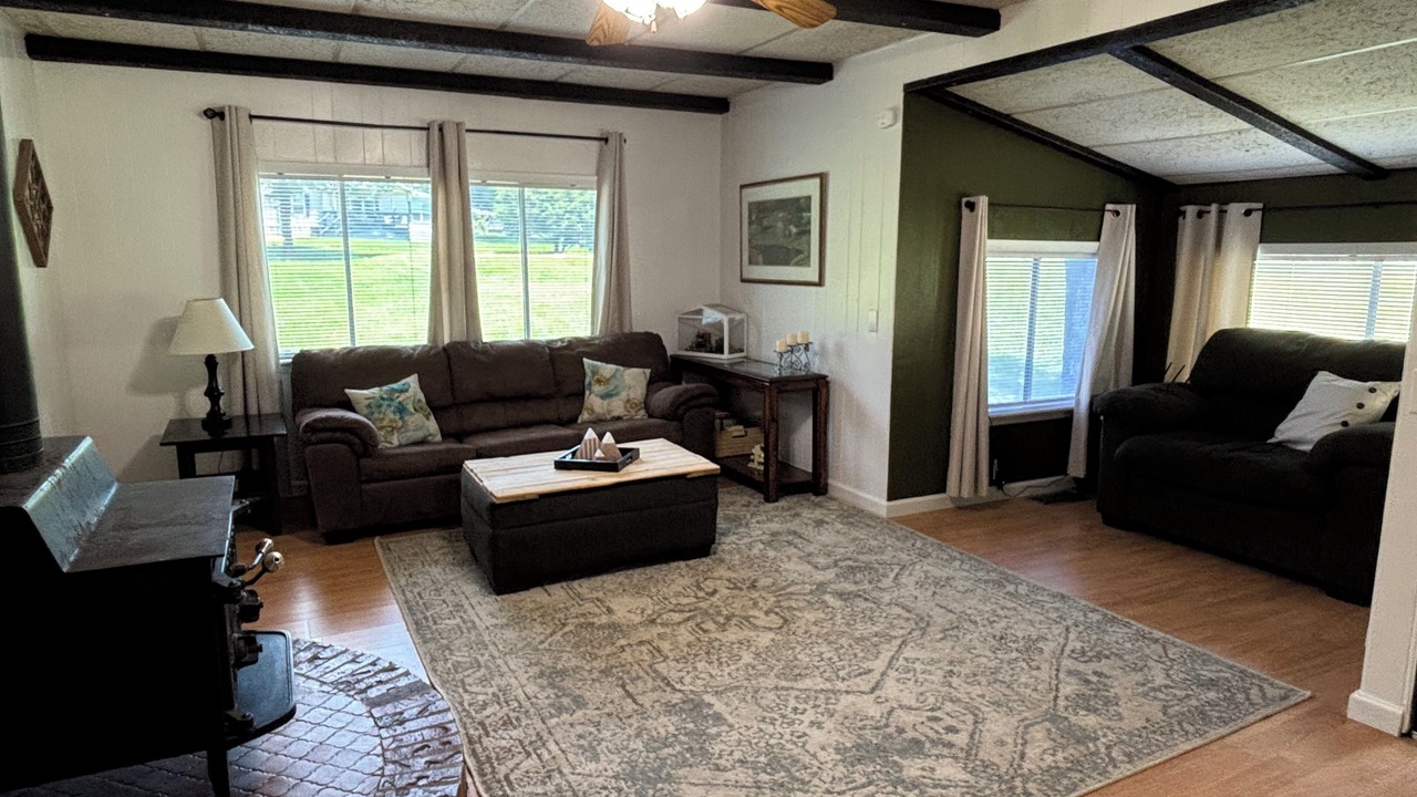 Photo of Livingroom in Hatton