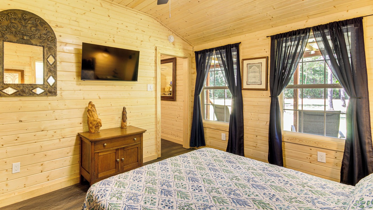 Photo of Bedroom in Talisheek