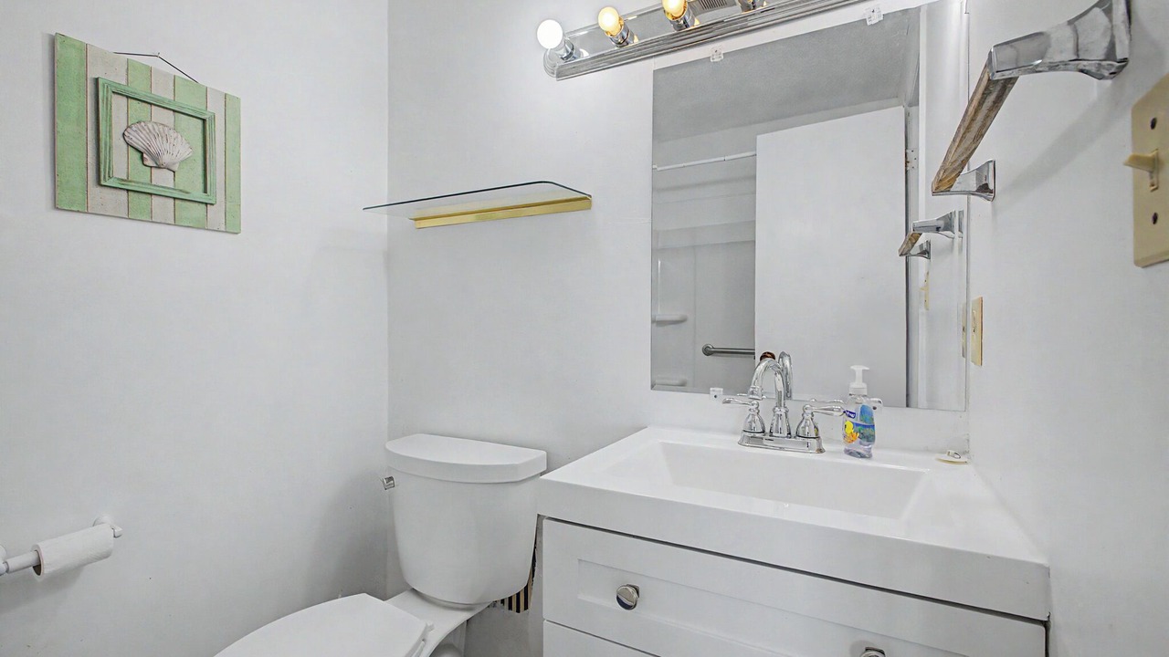 Photo of Bathroom in Alligator Point