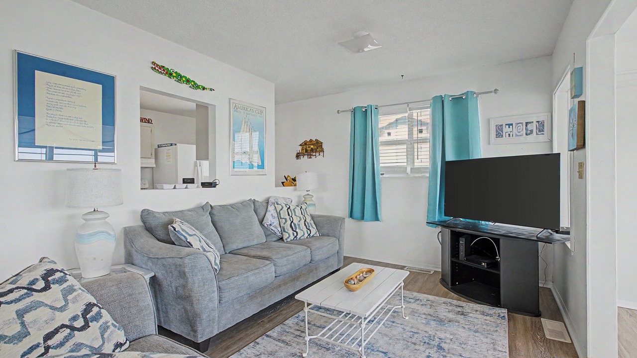 Photo of Livingroom in Alligator Point