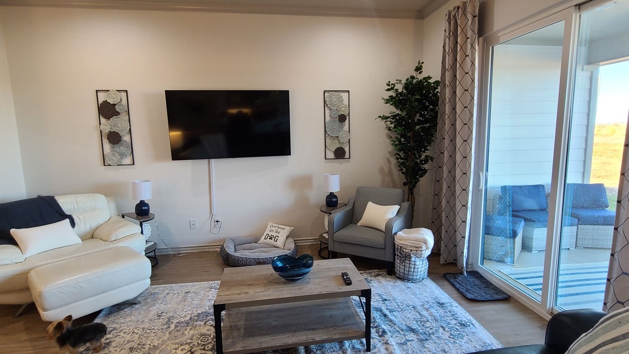 Photo of Livingroom in Tyler