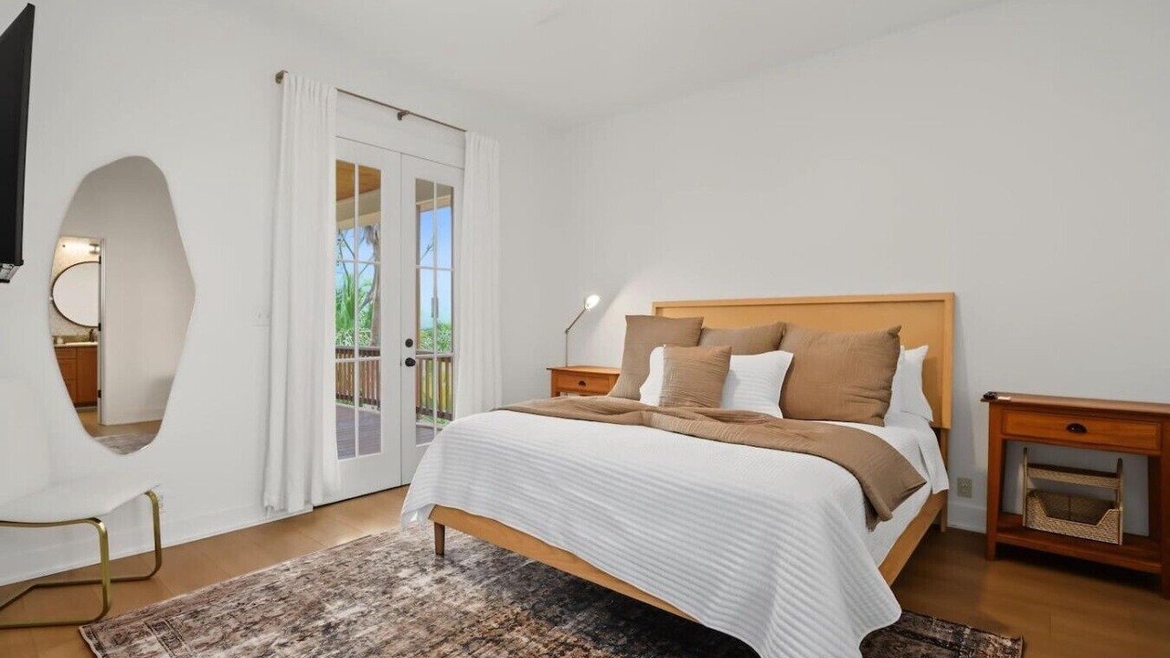 Photo of Bedroom in Henderson Point