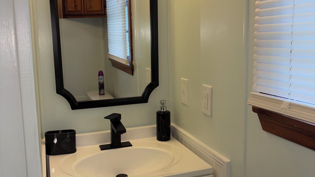 Photo of Bathroom in Hattiesburg