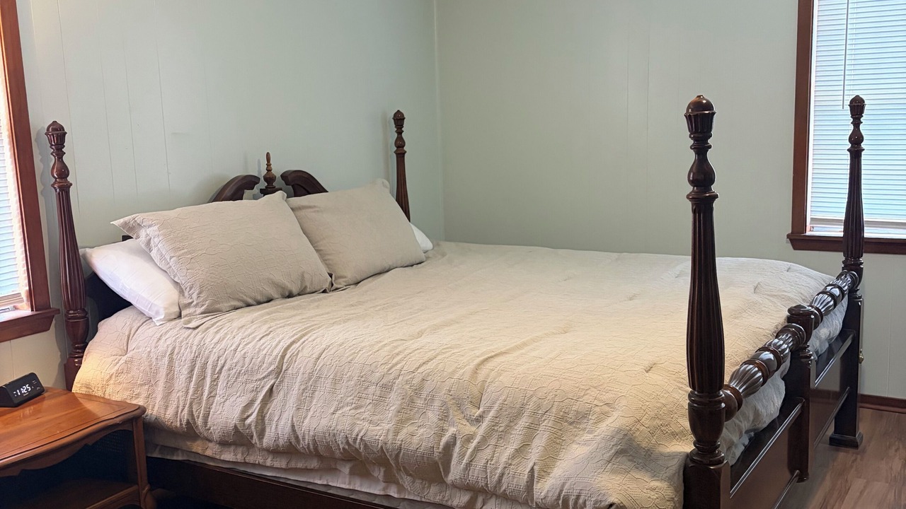 Photo of Bedroom in Hattiesburg