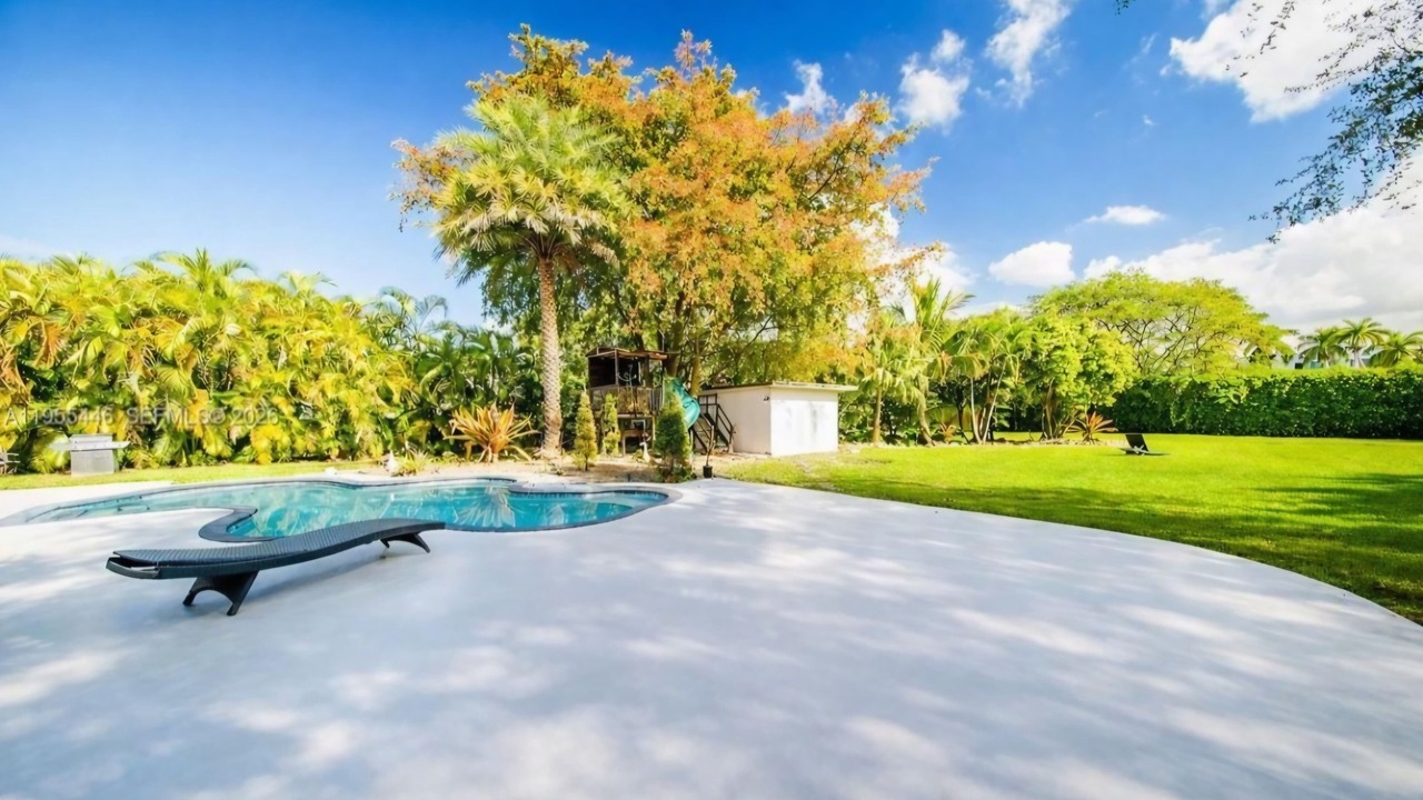 Photo of Outdoor in Ludlam