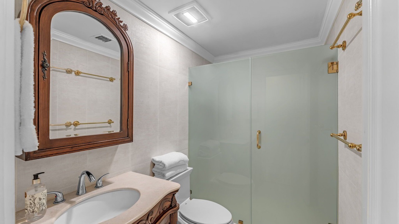 Photo of Bathroom in Fontainebleau