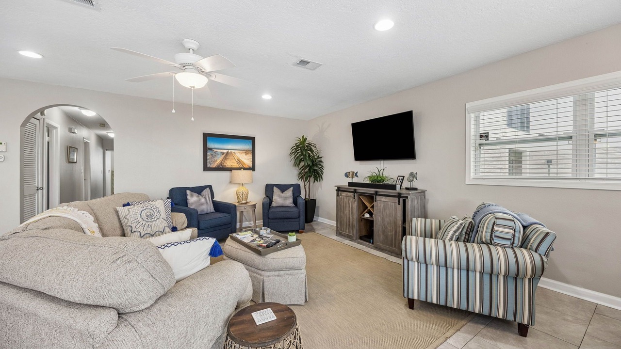 Photo of Bedroom in American Beach