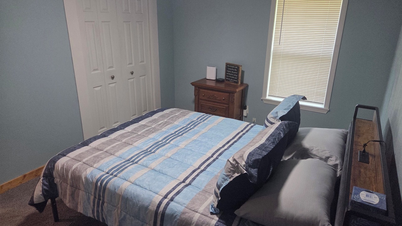 Photo of Bedroom in Ingalls