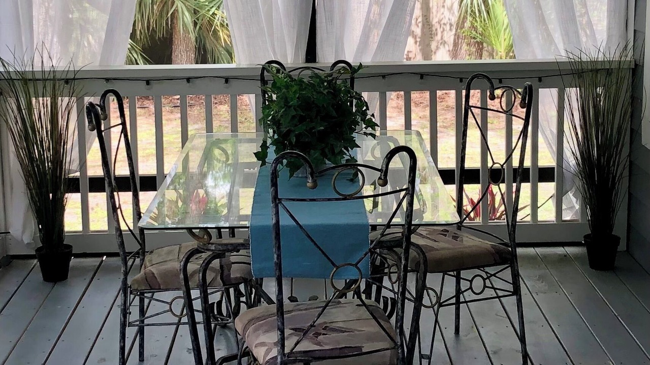 Photo of Outdoor in Palm Valley
