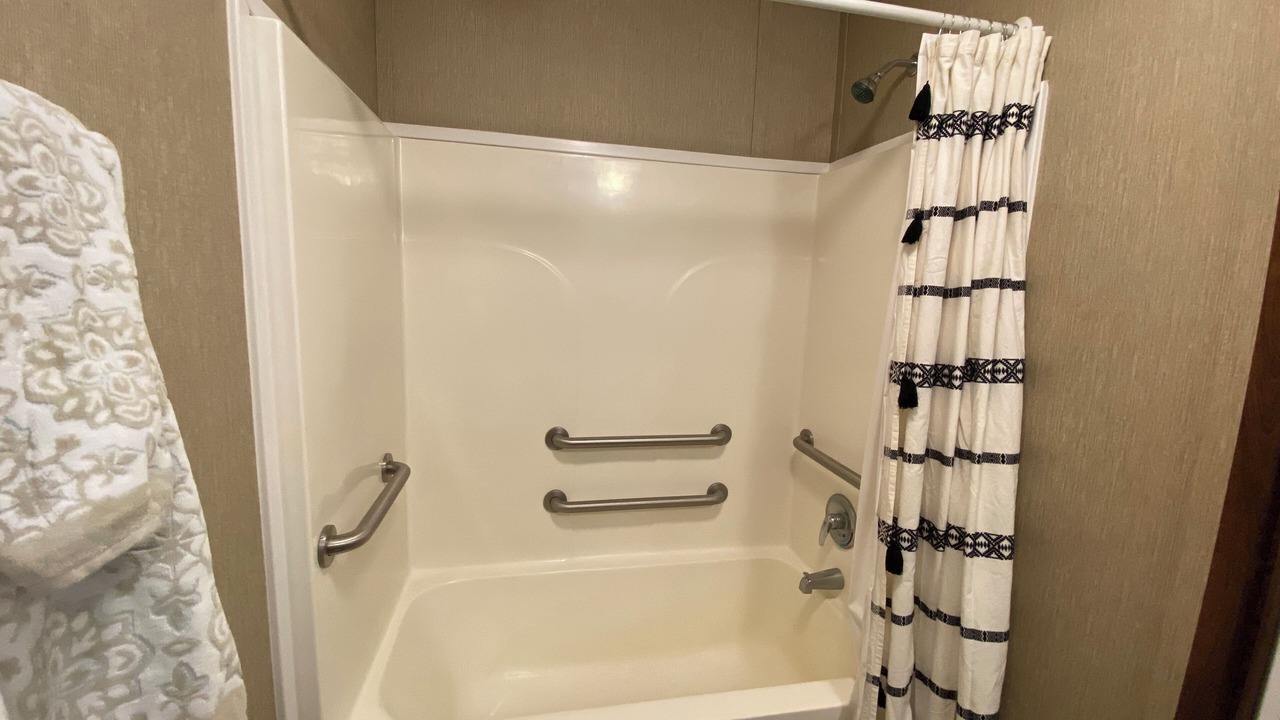 Photo of Bathroom in Crowville
