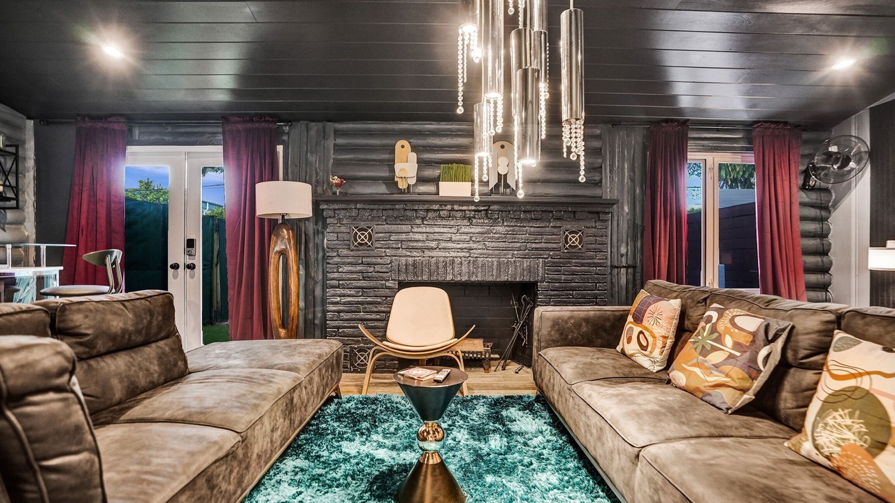 Photo of Livingroom in Wilton Manors