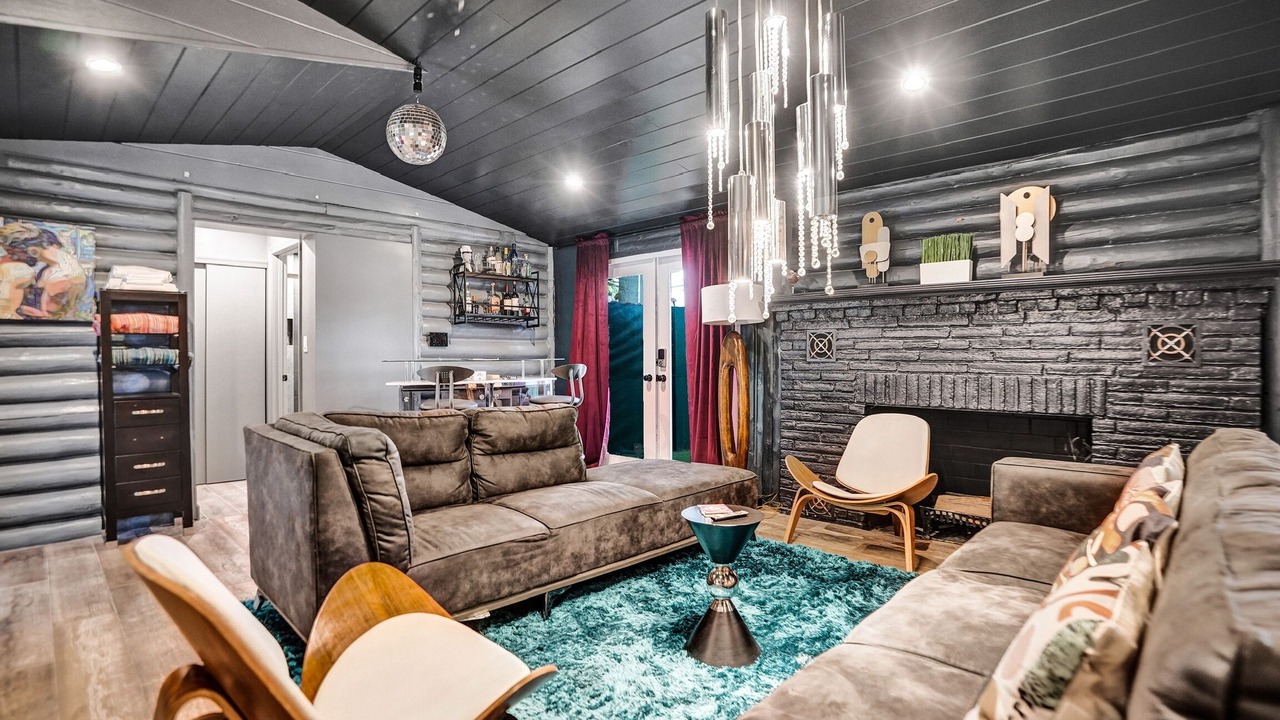 Photo of Livingroom in Wilton Manors