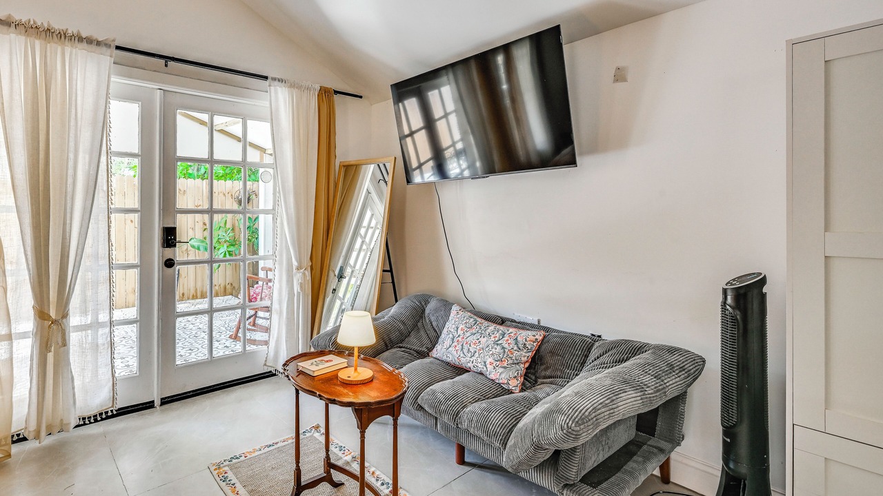 Photo of Livingroom in Ybor City