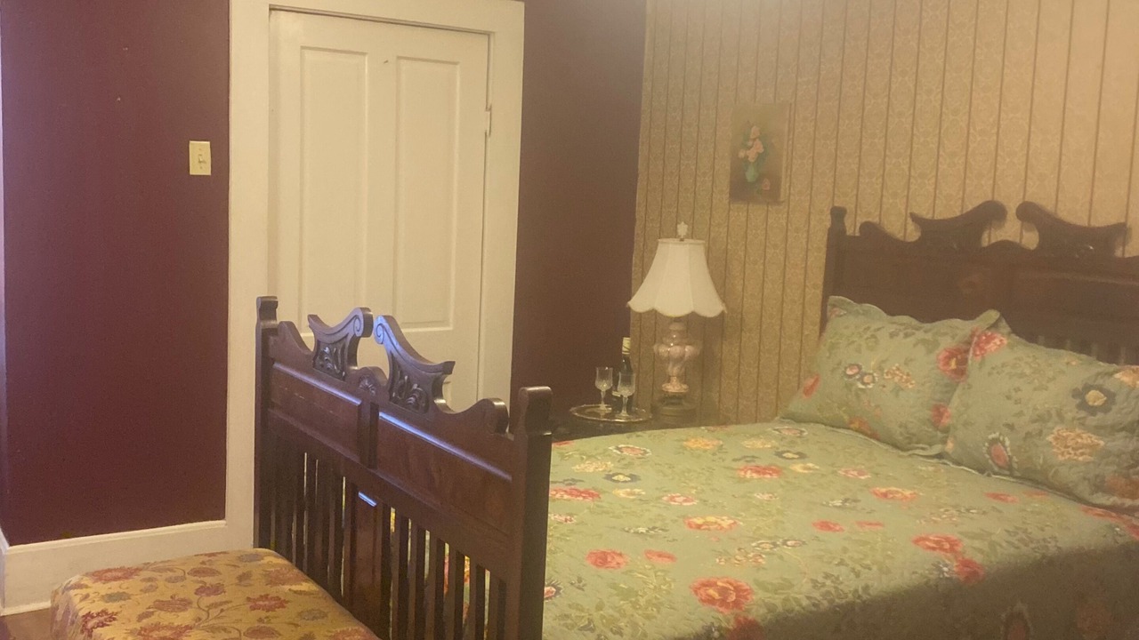 Photo of Bedroom in Hemphill