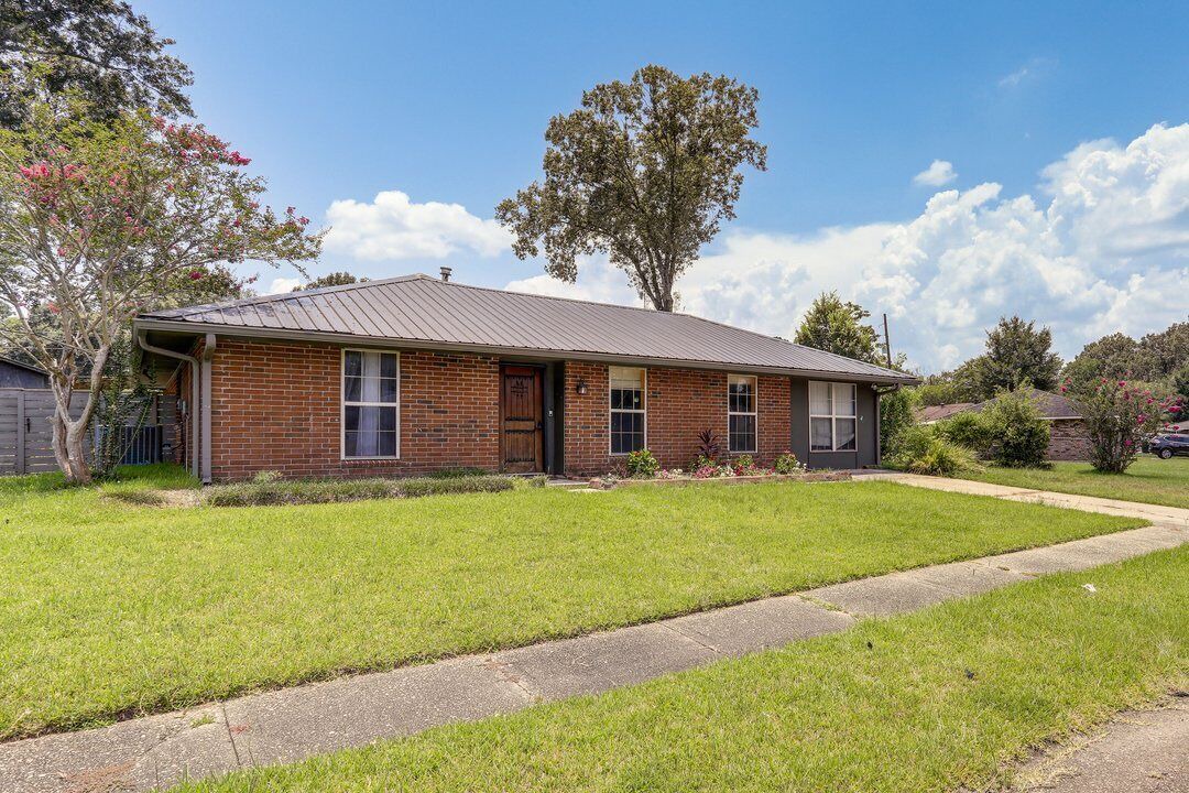 Photo of Outdoor in Park Forest - LA North