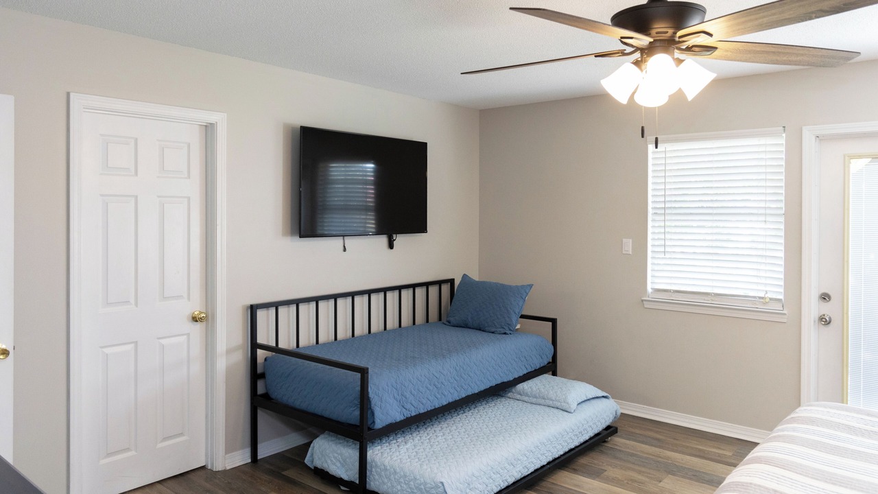 Photo of Bedroom in Miramar Beach