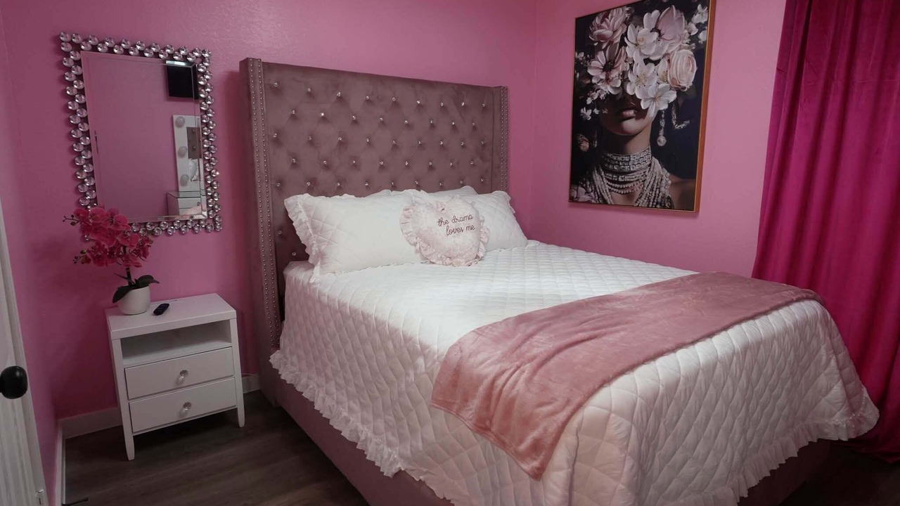 Photo of Bedroom in FM 1960