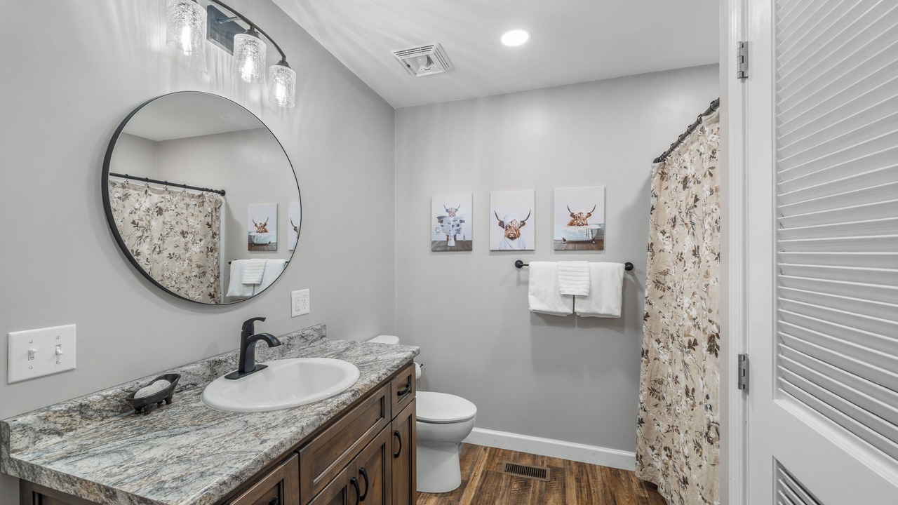 Photo of Bathroom in Fort Payne