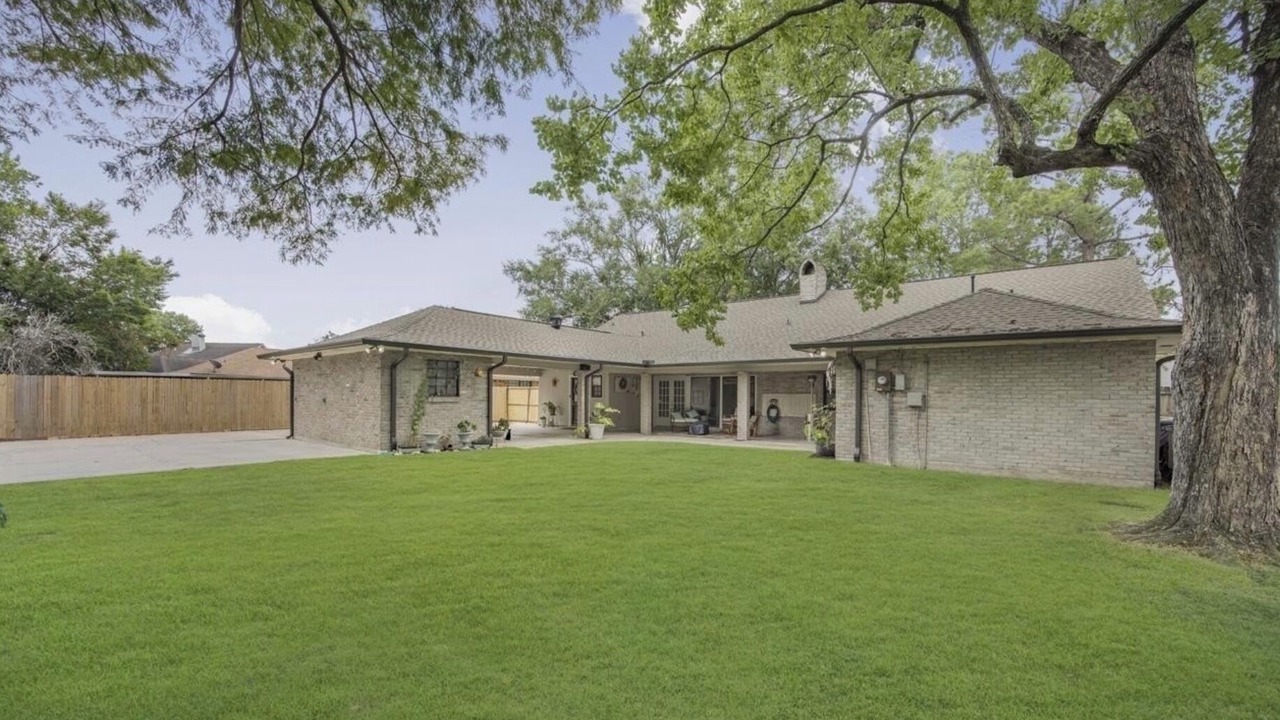 Photo of Outdoor in Broadmoor