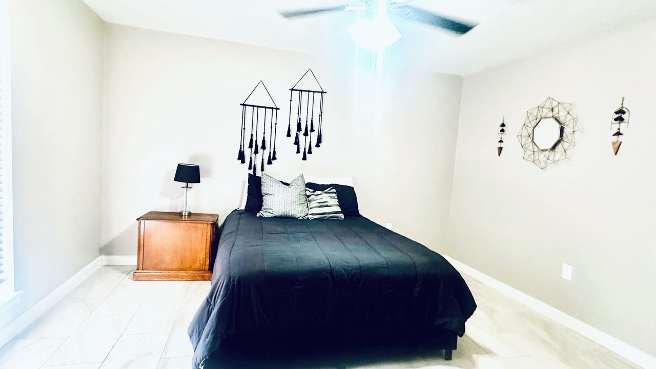 Photo of Bedroom in Broadmoor