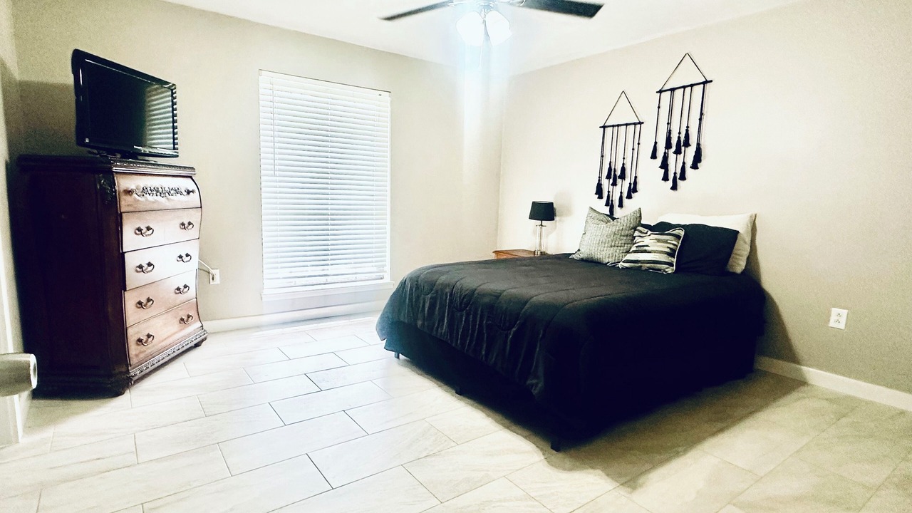 Photo of Bedroom in Broadmoor