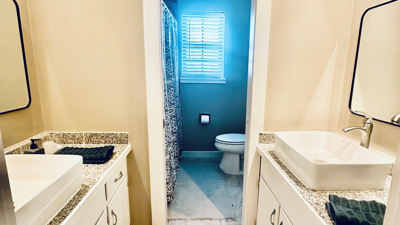 Photo of Bathroom in Broadmoor