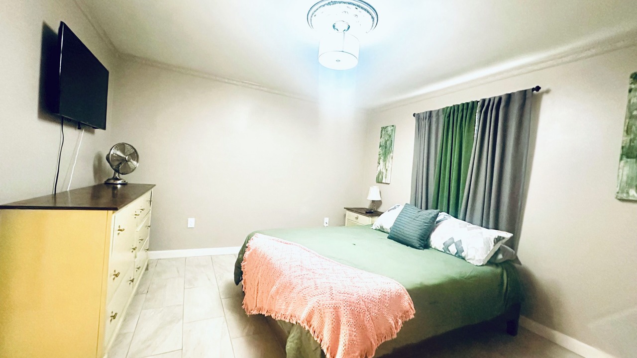 Photo of Bedroom in Broadmoor