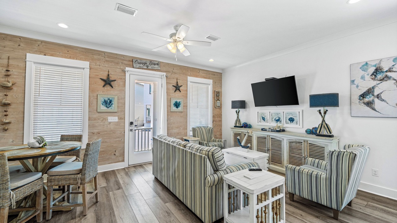 Photo of Livingroom in Orange Beach
