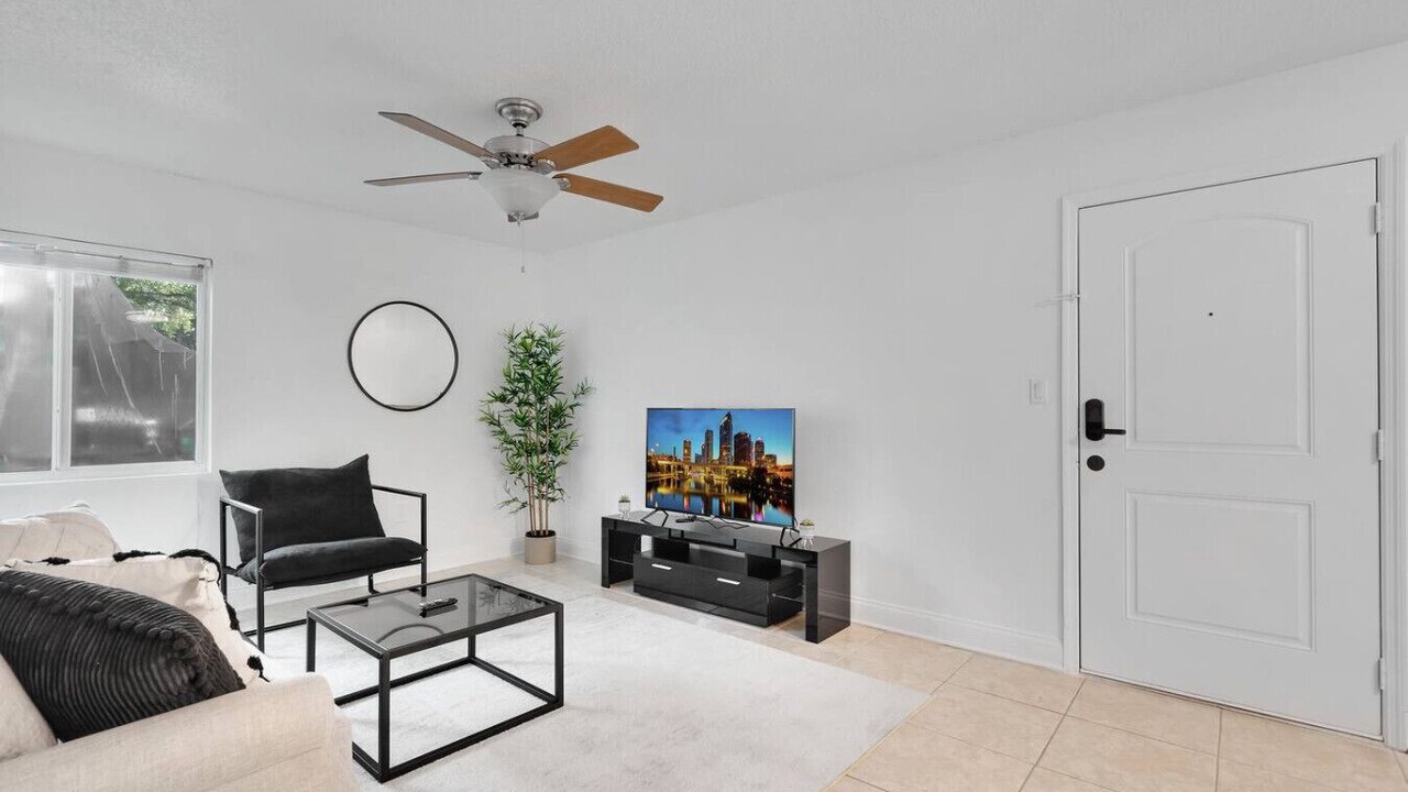 Photo of Livingroom in SoHo