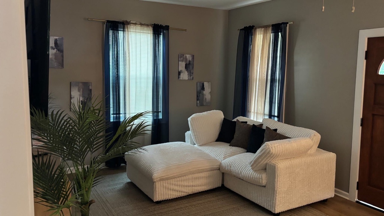 Photo of Livingroom in Fondren