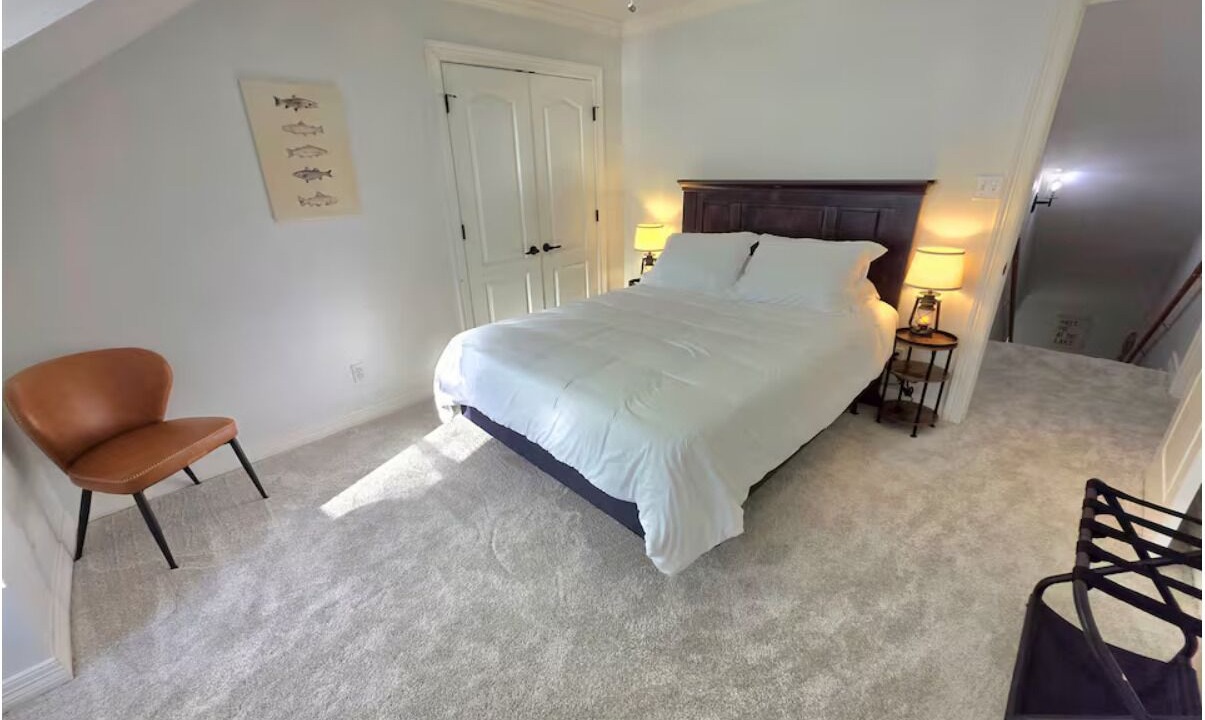 Photo of Bedroom in Benton