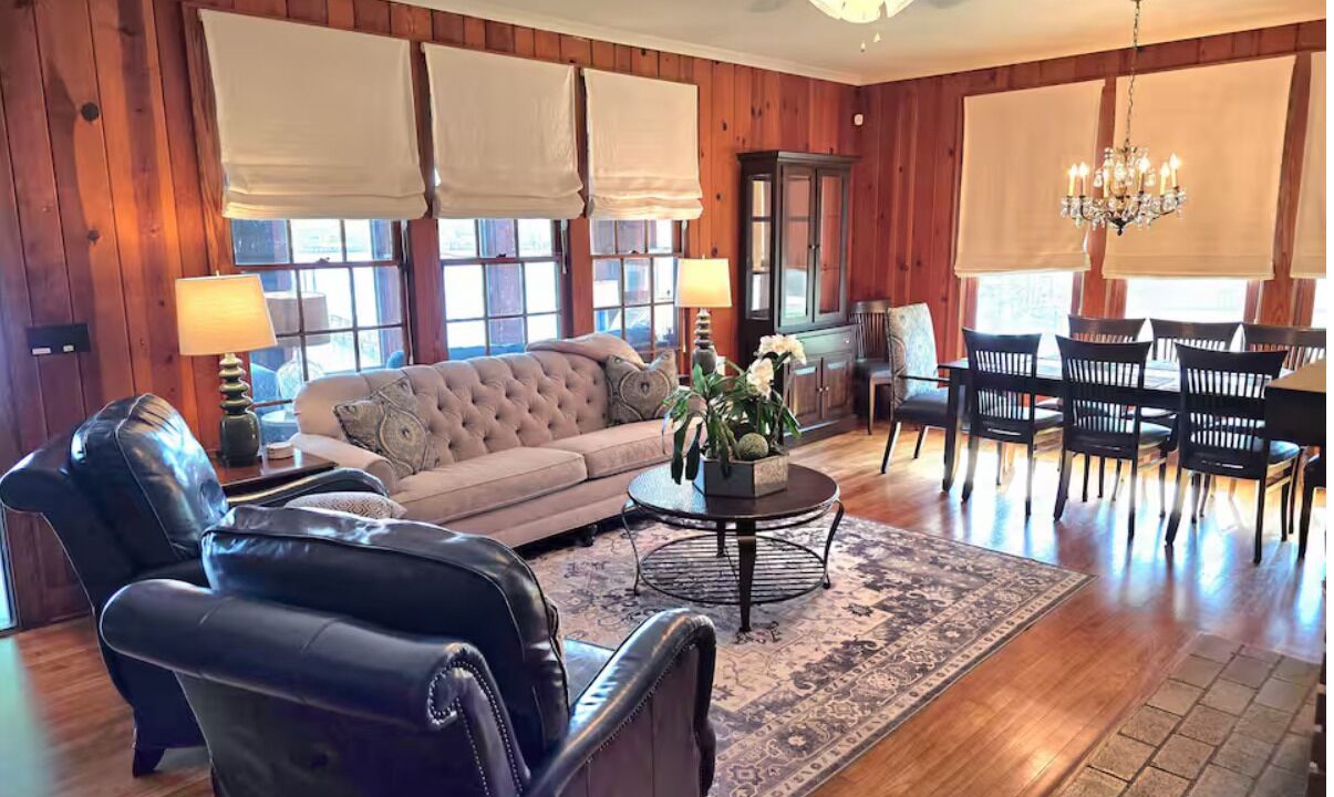 Photo of Livingroom in Shreveport