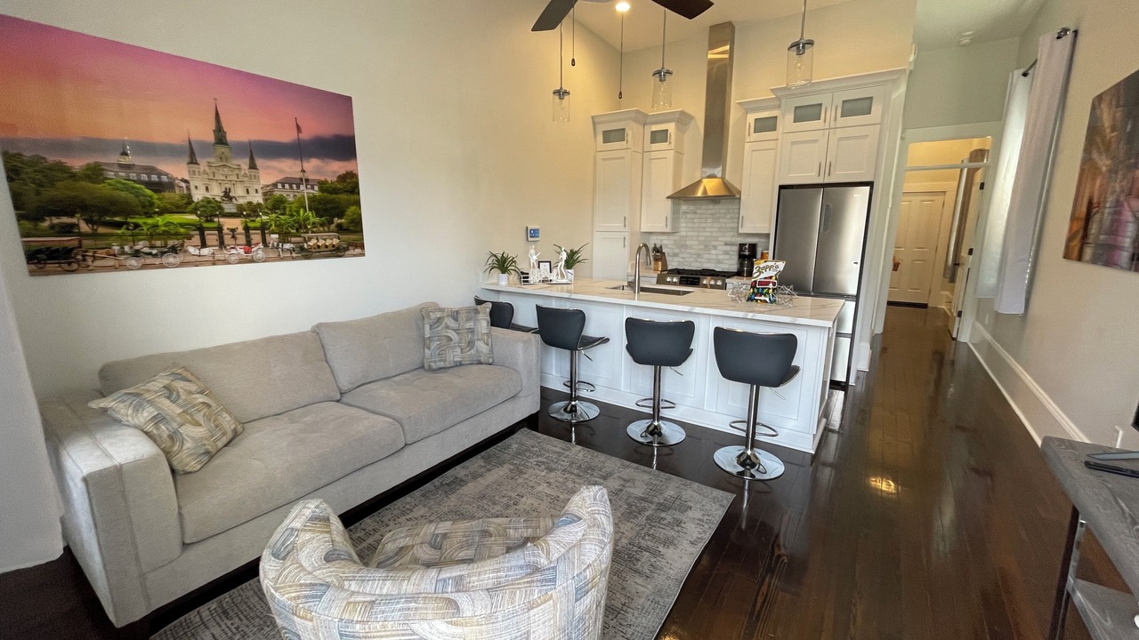 Photo of Livingroom in South 7th Ward