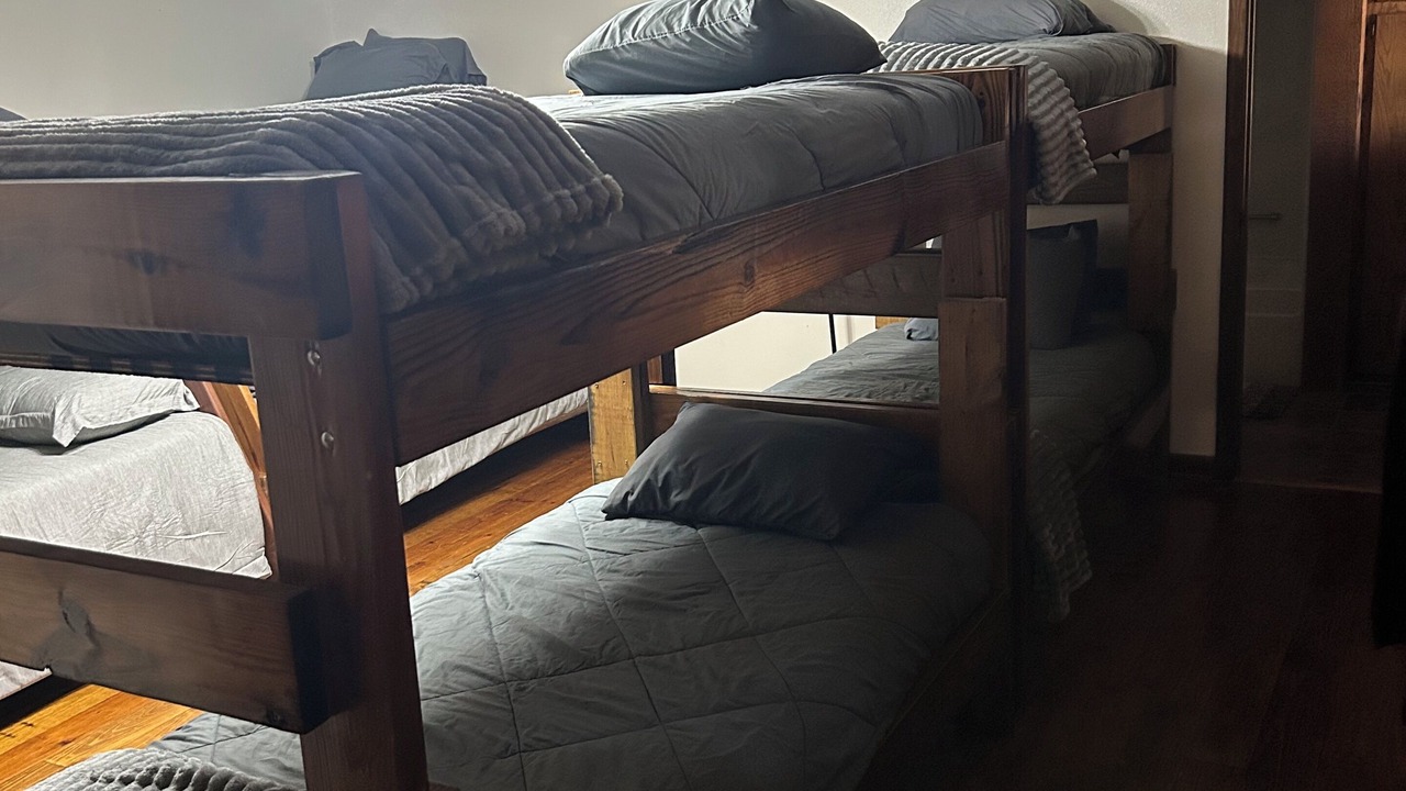 Photo of Bedroom in De Valls Bluff