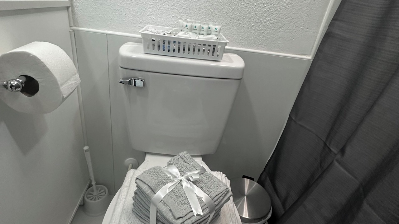 Photo of Bathroom in Egypt Lake-Leto