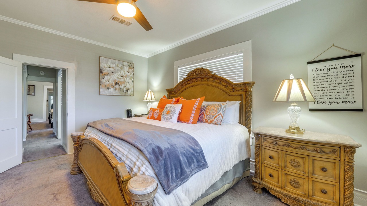 Photo of Bedroom in Alexandria