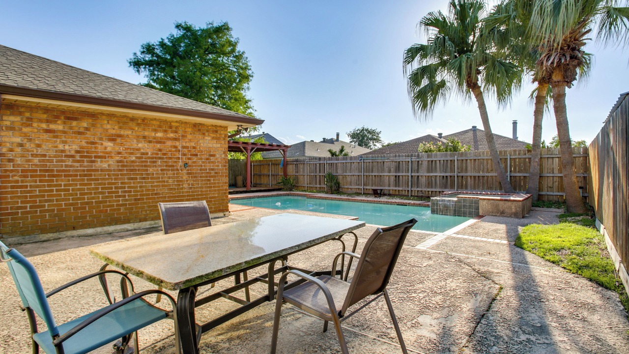 Photo of Outdoor in Kenner