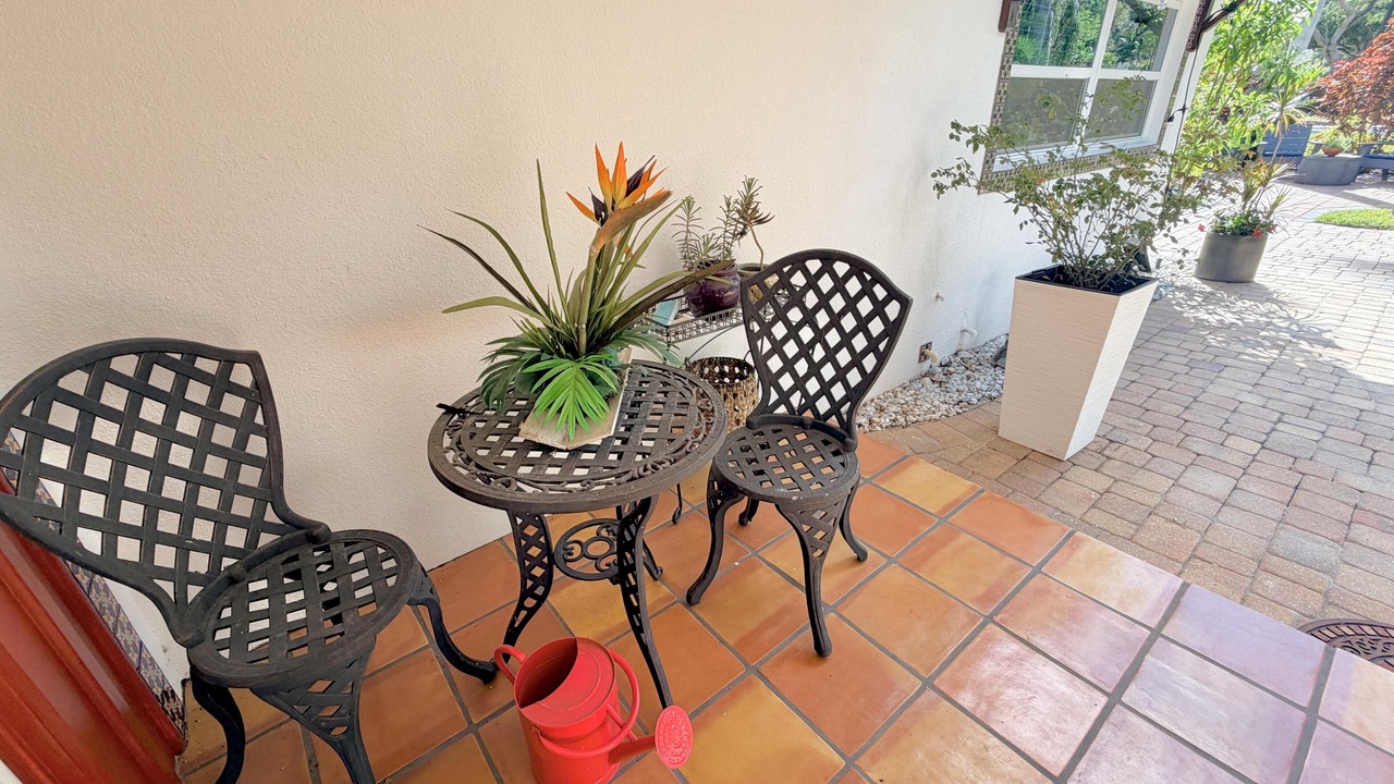 Photo of Patio Balcony in Edison Park Historic District