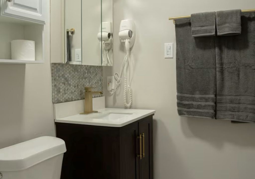 Photo of Bathroom in Harahan