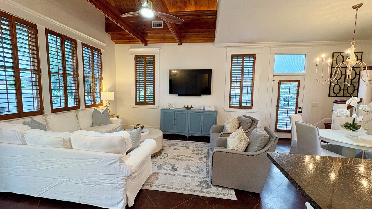 Photo of Livingroom in Starkville
