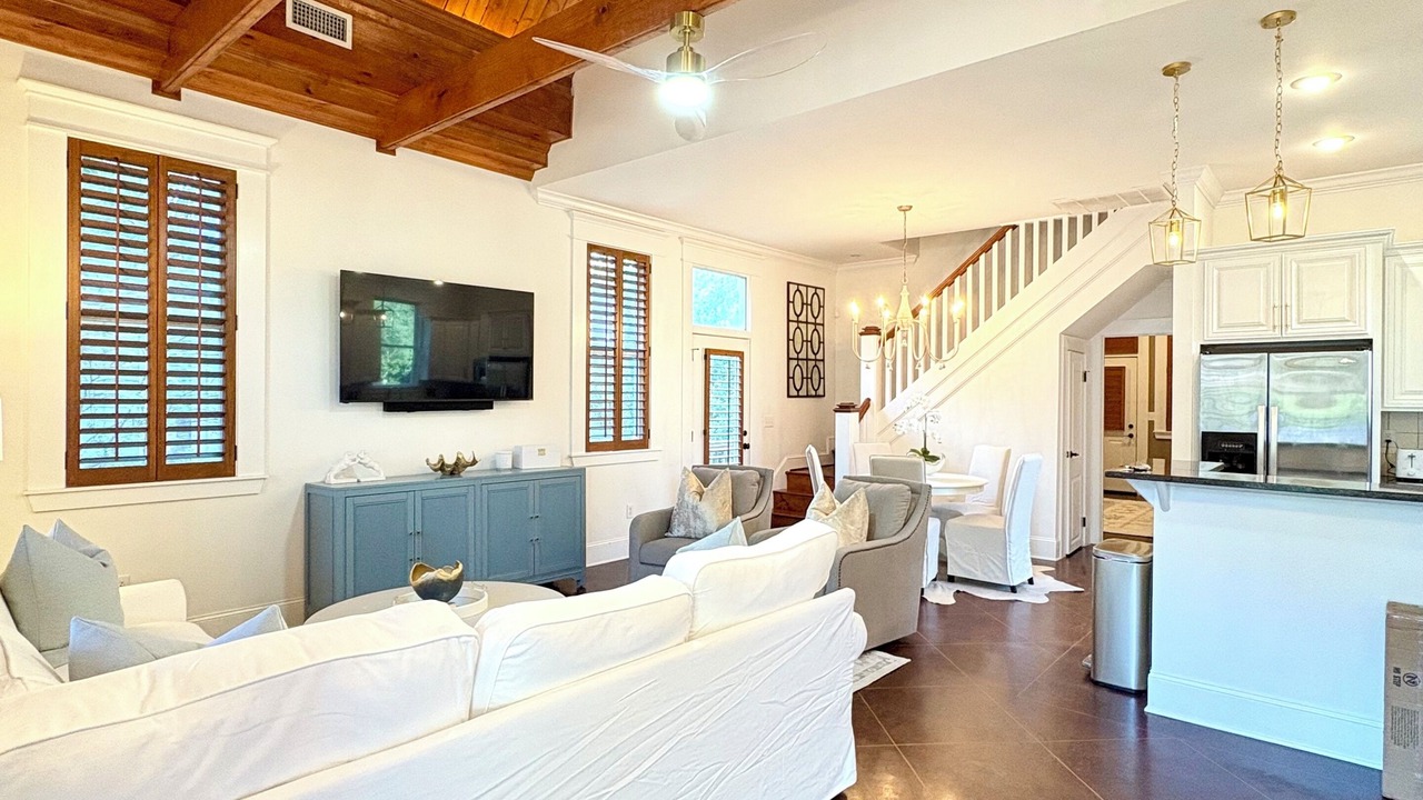 Photo of Livingroom in Starkville