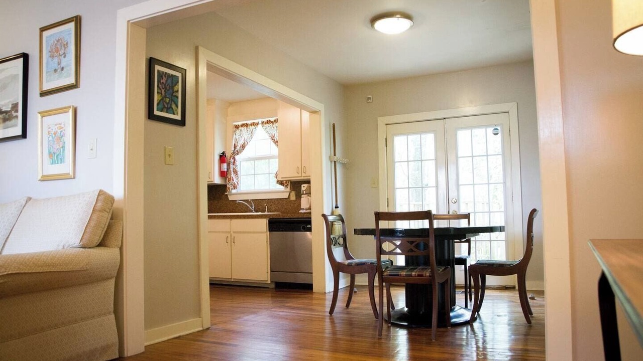Photo of Bedroom in Fondren